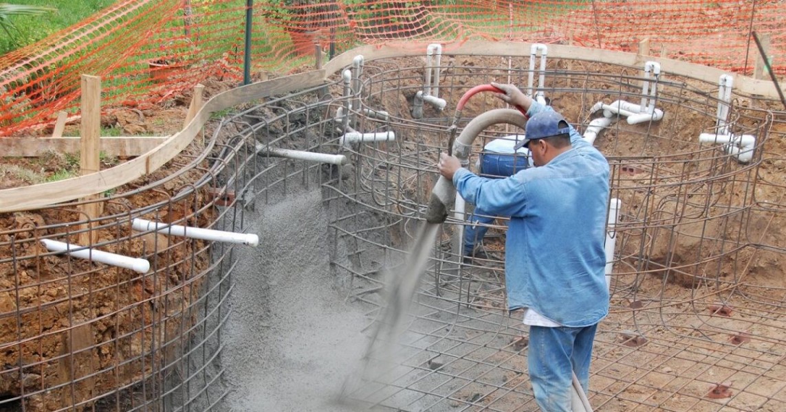 Tout savoir sur les piscines béton